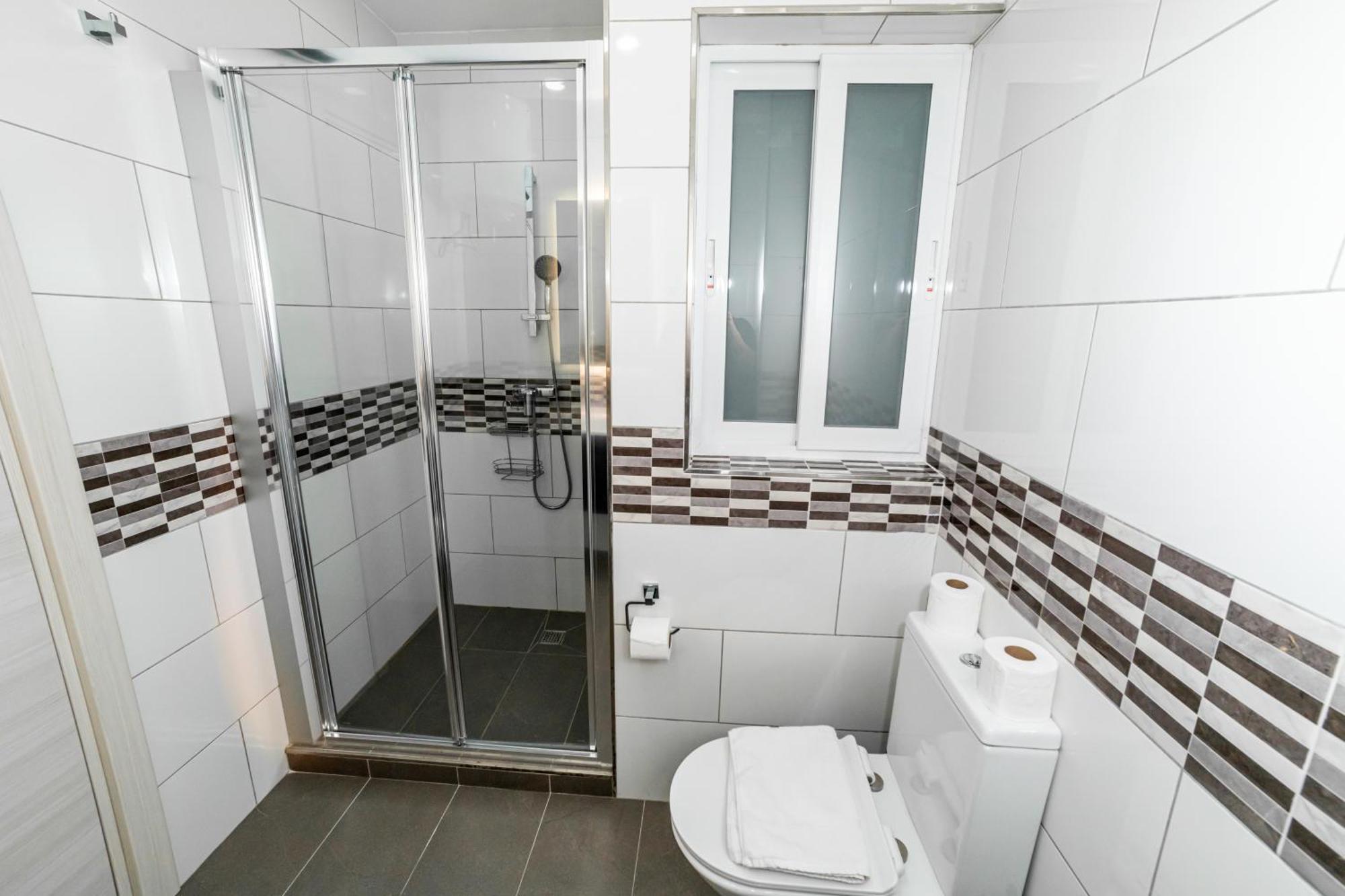 סיינט פול ביי Sea Breeze, Spacious 2-Bedroom Lux Seaside Apartments מראה חיצוני תמונה