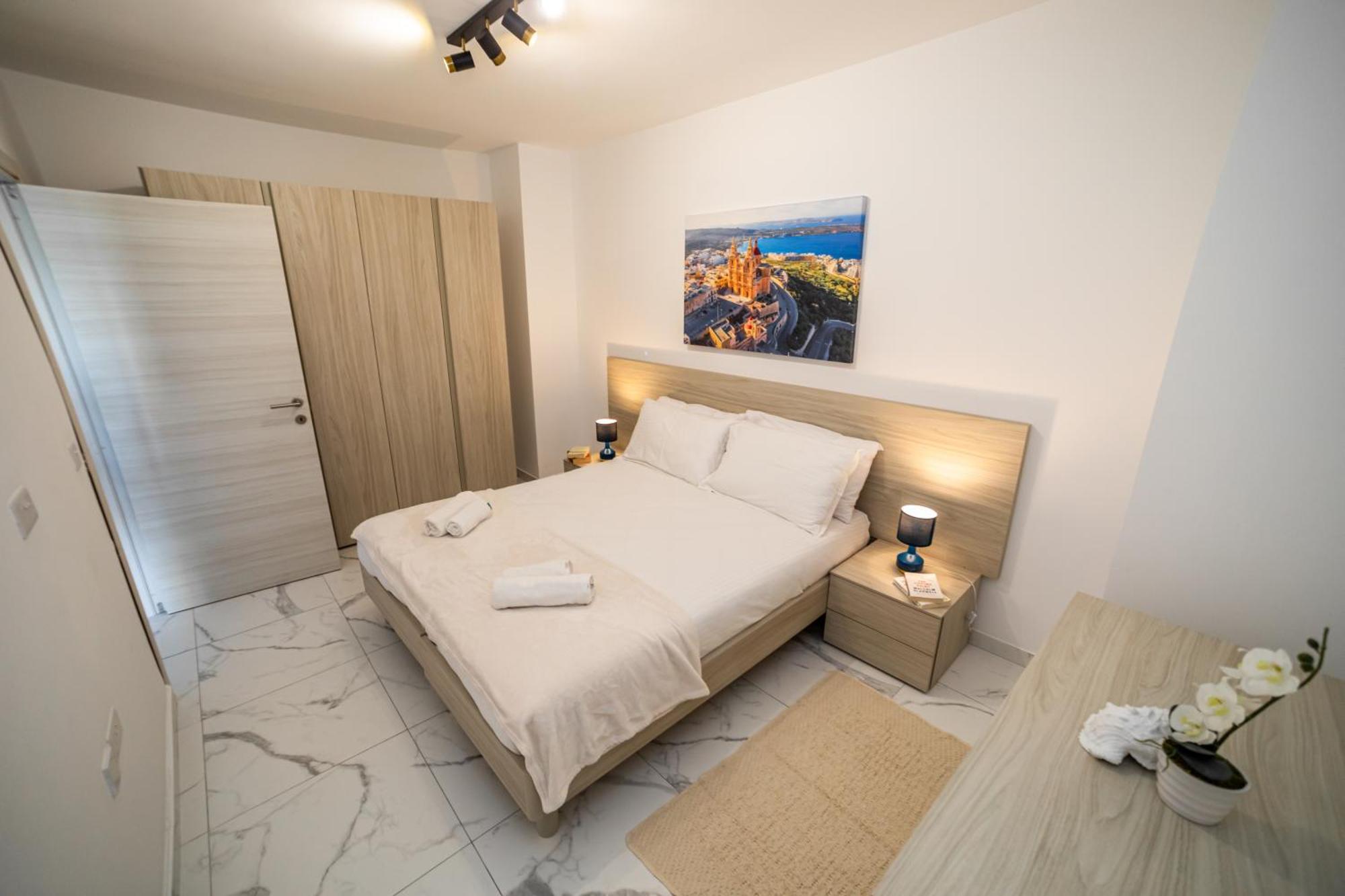 סיינט פול ביי Sea Breeze, Spacious 2-Bedroom Lux Seaside Apartments מראה חיצוני תמונה