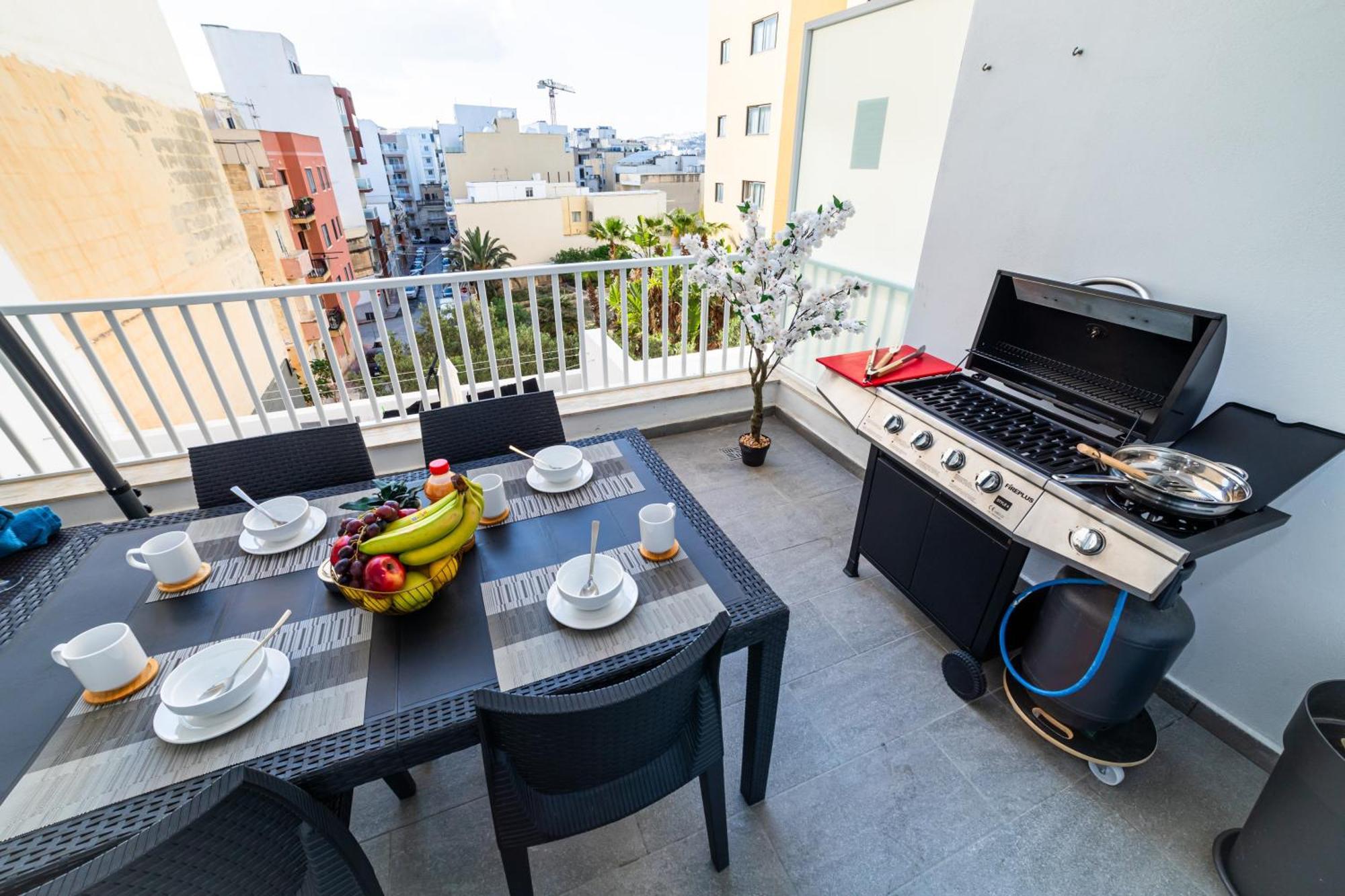 סיינט פול ביי Sea Breeze, Spacious 2-Bedroom Lux Seaside Apartments מראה חיצוני תמונה