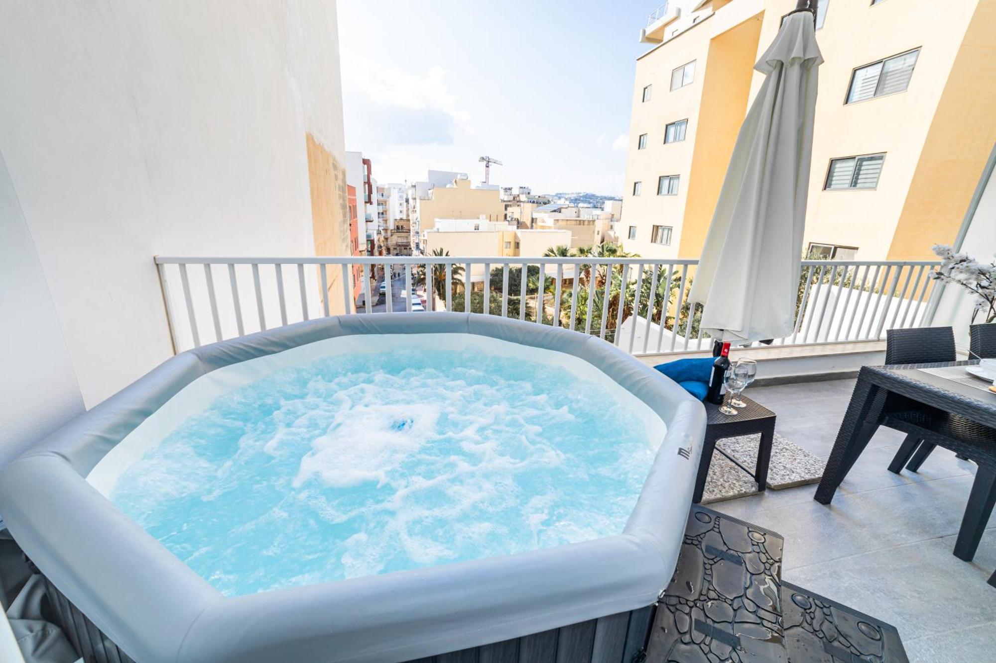 סיינט פול ביי Sea Breeze, Spacious 2-Bedroom Lux Seaside Apartments מראה חיצוני תמונה